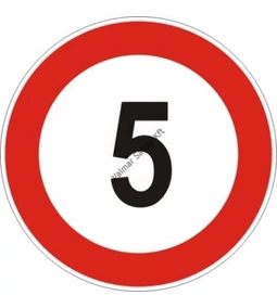 A táblák és feliratok szerepe