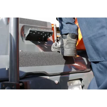 Csúszásgátló munkagépekre, fokozott érdes